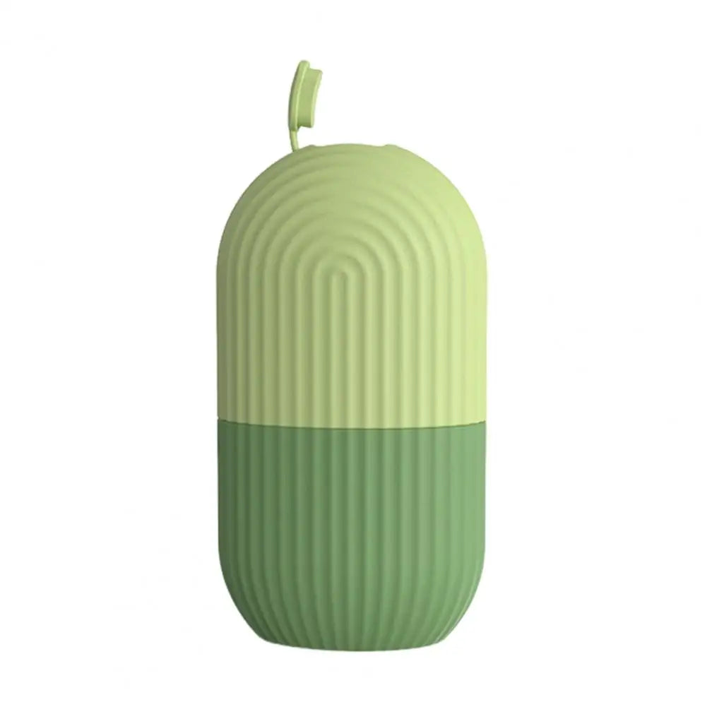 Herbruikbare ijsroller voor het gezicht – beauty massage roller tegen wallen, voor porieverkleining en verkoeling van de huid.
